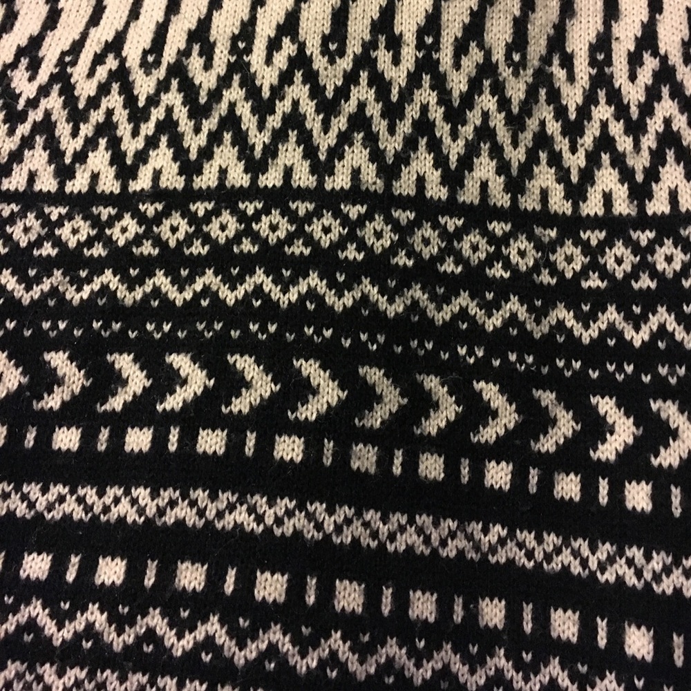 Cardigan - Picture 7 of 8